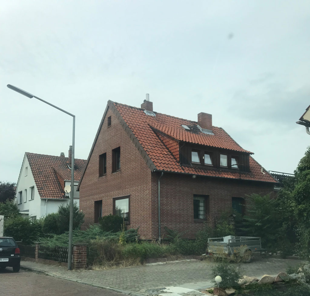 Freistehendes Einfamilienhaus in beliebter Wohnlage – Helmstedt Freistehendes Einfamilienhaus in beliebter Wohnlage – Helmstedt