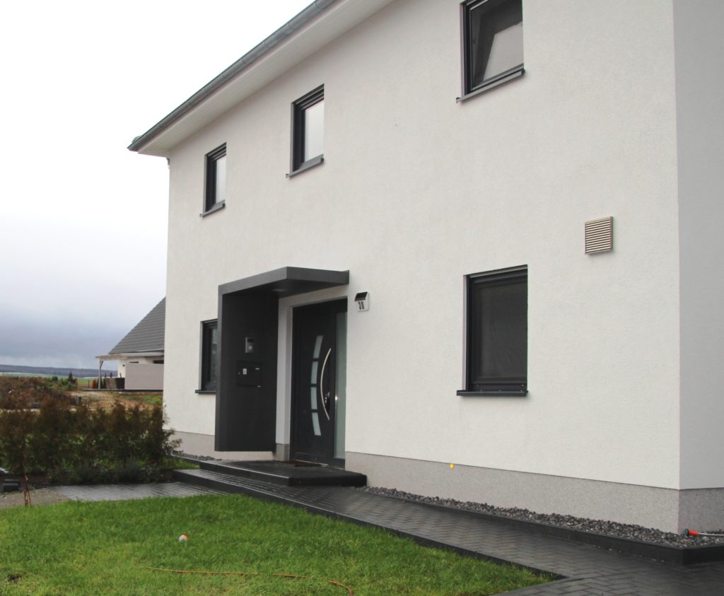 Exklusives, großzügiges Einfamilienhaus (Stadtvilla) in bester Bauausführung – Neubau! Exklusives, großzügiges Einfamilienhaus (Stadtvilla) in bester Bauausführung – Neubau!