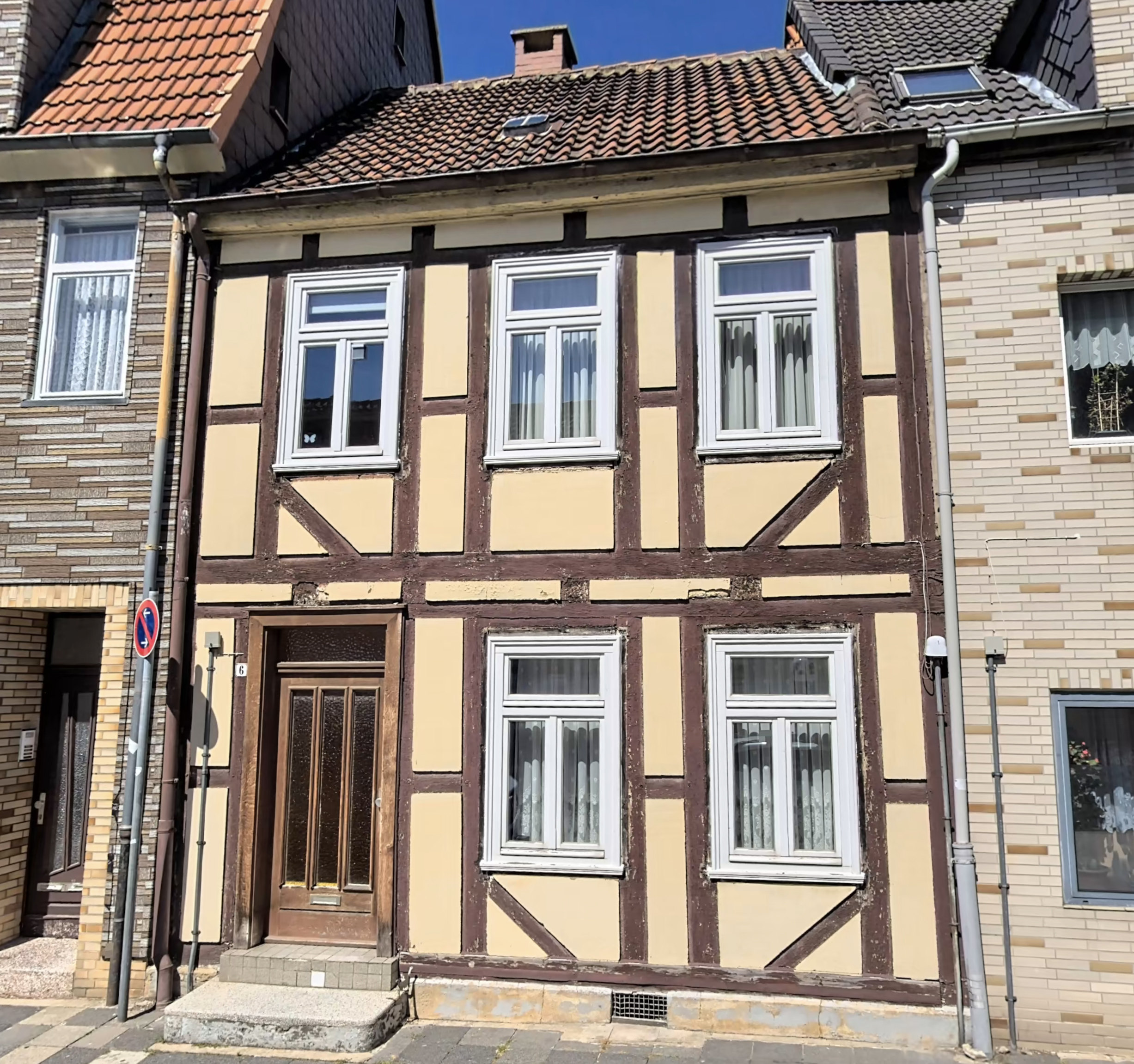 Einfamilien-Reihenhaus in Helmstedt – Garten und Nebengebäude u. v. m…