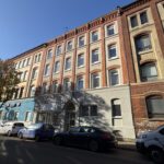 Attraktives Mehrfamilienhaus mit Gewerbeanteil in gut frequentierter Lage von Braunschweig – Entwicklungspotenzial!