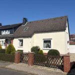 Gepflegte Doppelhälfte in ruhiger u. beliebter Wohnlage